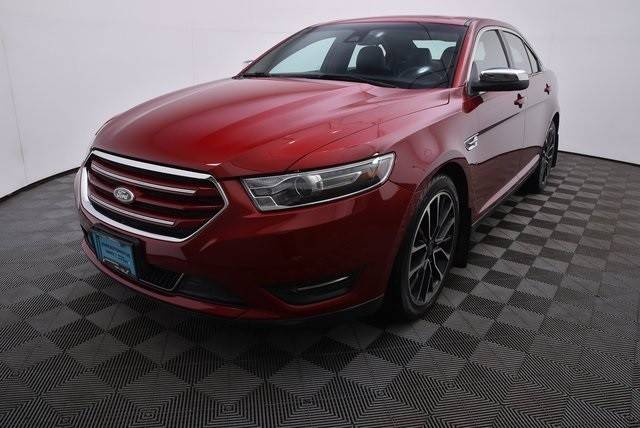 2019 Ford Taurus Limited AWD photo