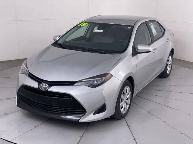 2017 Toyota Corolla LE FWD photo