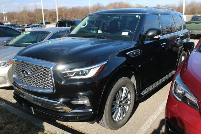 2019 Infiniti QX80 LUXE 4WD photo