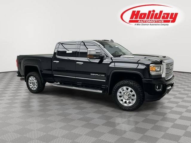 2019 GMC Sierra 2500HD Denali 4WD photo