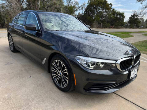 2019 BMW 5 Series 530i RWD photo