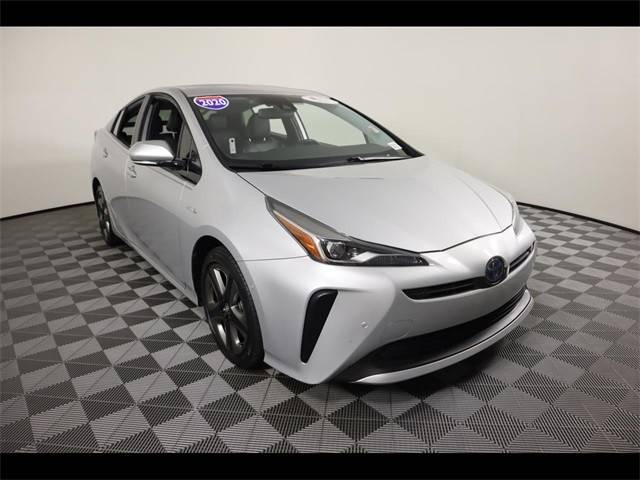 2020 Toyota Prius XLE FWD photo