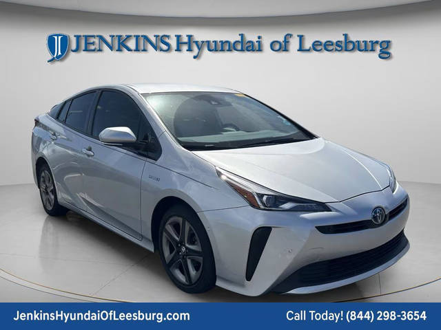 2020 Toyota Prius XLE FWD photo