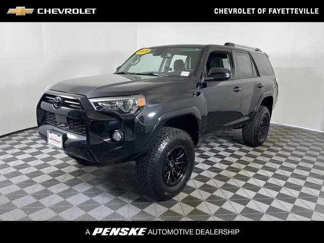 2020 Toyota 4Runner SR5 4WD photo