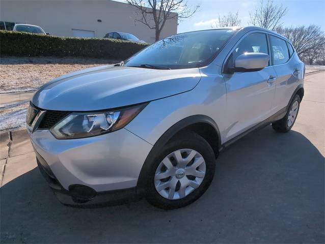 2018 Nissan Rogue Sport S AWD photo