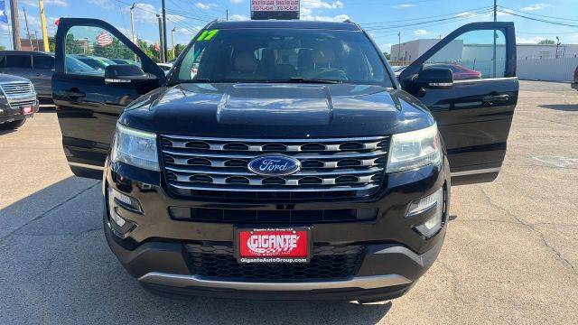 2017 Ford Explorer XLT FWD photo
