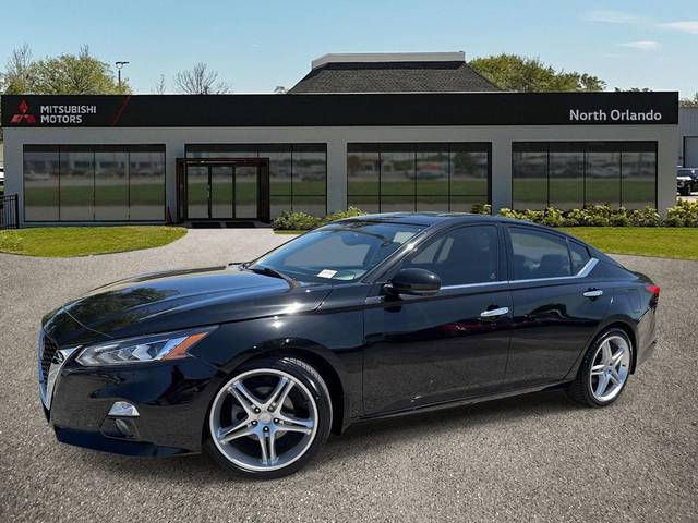 2020 Nissan Altima 2.0 Platinum FWD photo