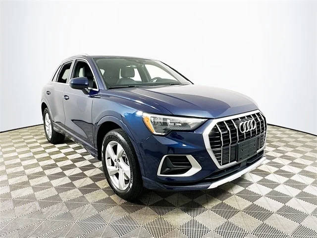 2019 Audi Q3 Premium AWD photo