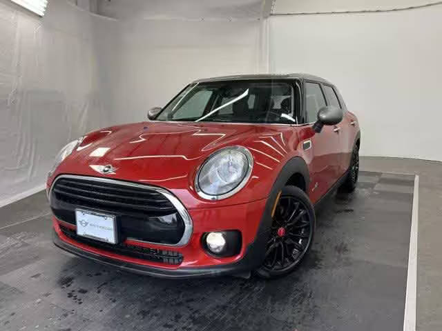 2017 MINI Cooper Clubman Cooper AWD photo