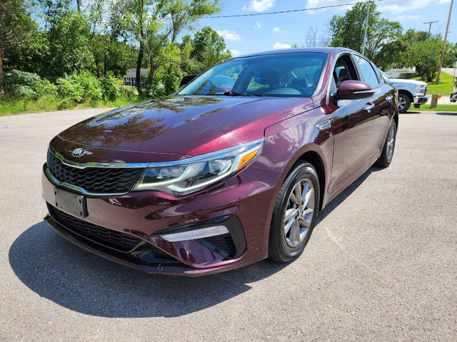 2020 Kia Optima LX FWD photo