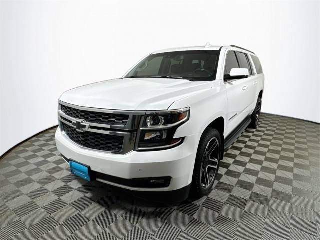 2019 Chevrolet Suburban LT 4WD photo