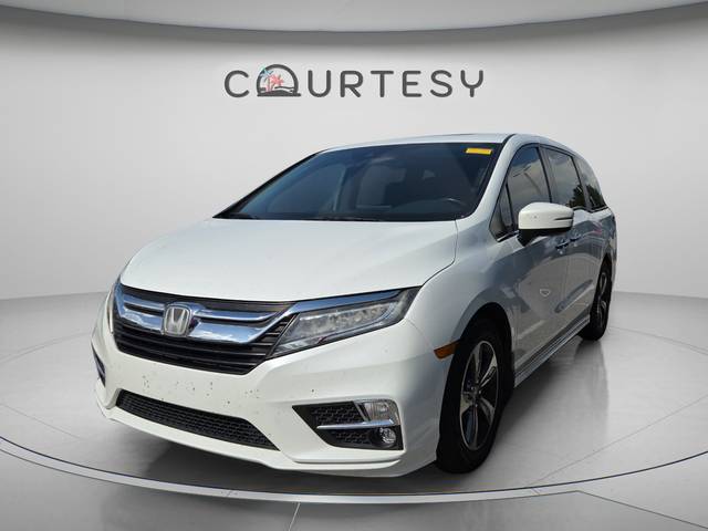 2020 Honda Odyssey Touring FWD photo
