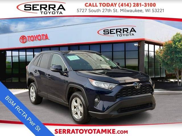 2020 Toyota RAV4 XLE AWD photo