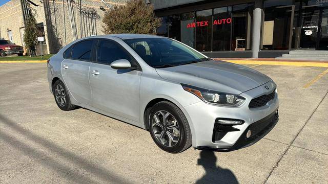 2020 Kia Forte LXS FWD photo