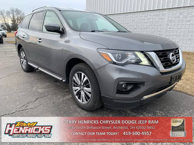 2019 Nissan Pathfinder SV FWD photo