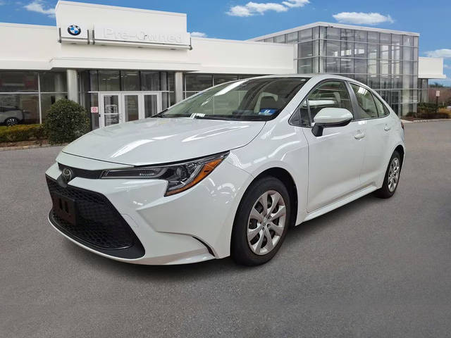 2020 Toyota Corolla LE FWD photo