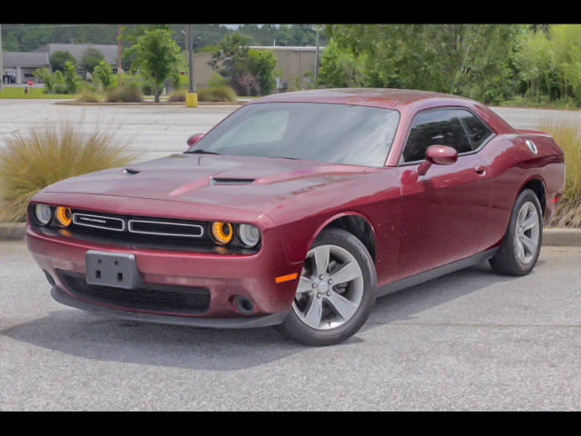 2019 Dodge Challenger SXT RWD photo