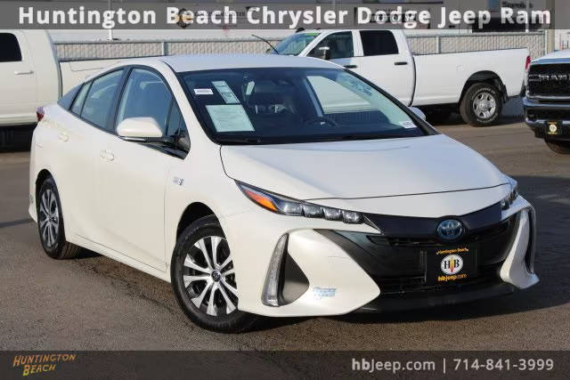 2020 Toyota Prius Prime XLE FWD photo