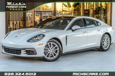 2017 Porsche Panamera 4S AWD photo