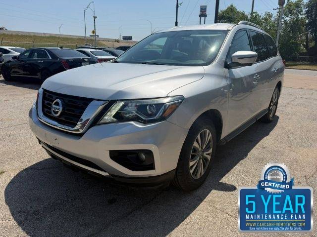 2019 Nissan Pathfinder SL FWD photo
