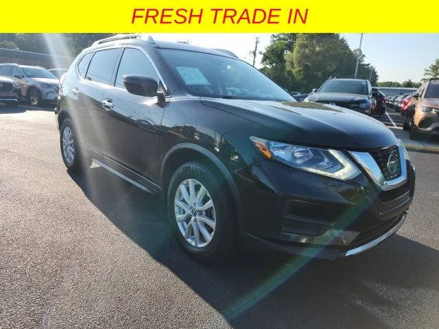 2020 Nissan Rogue SV FWD photo