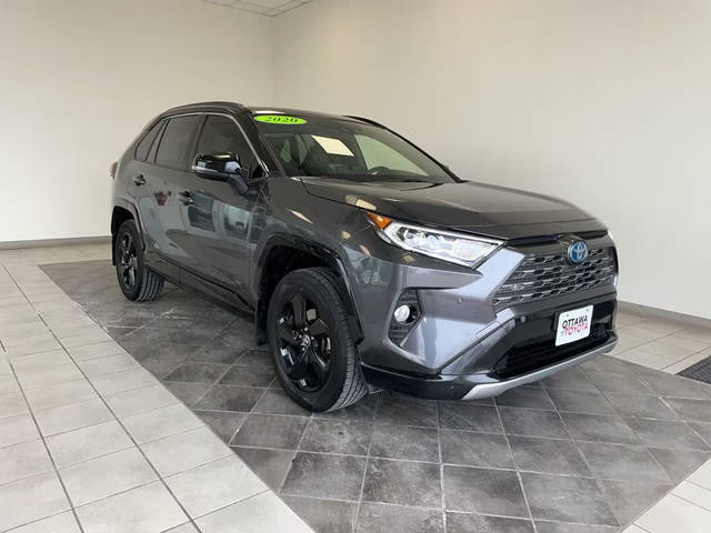 2020 Toyota RAV4 Hybrid XSE AWD photo