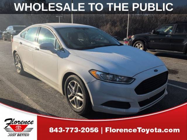 2016 Ford Fusion SE FWD photo