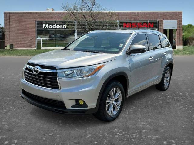 2015 Toyota Highlander XLE FWD photo