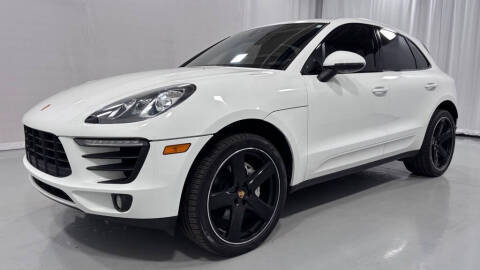 2017 Porsche Macan S AWD photo