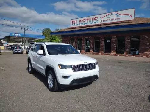 2020 Jeep Grand Cherokee Laredo E 4WD photo