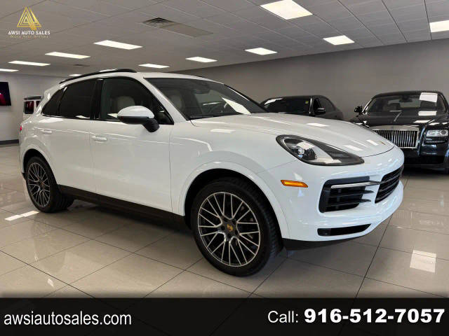 2020 Porsche Cayenne  AWD photo
