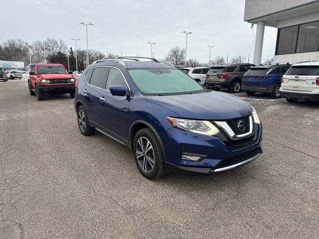 2020 Nissan Rogue SV AWD photo