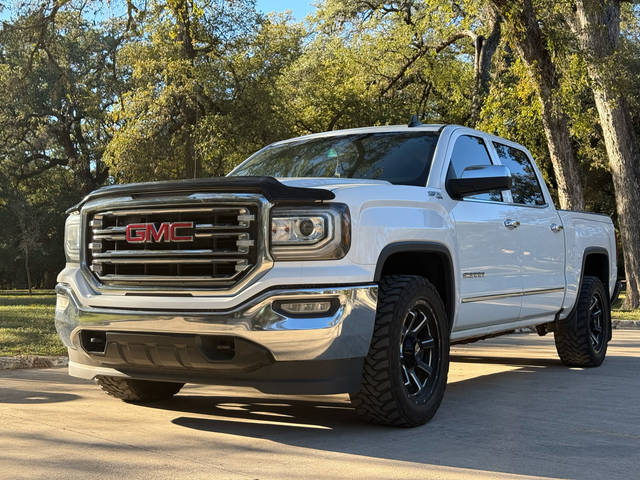2017 GMC Sierra 1500 SLT 4WD photo