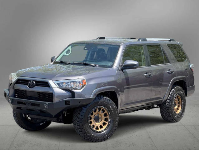2020 Toyota 4Runner SR5 4WD photo
