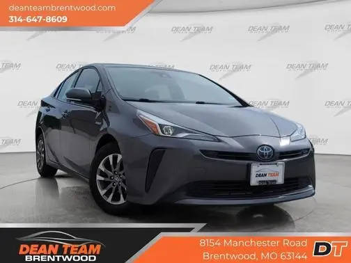 2020 Toyota Prius XLE FWD photo