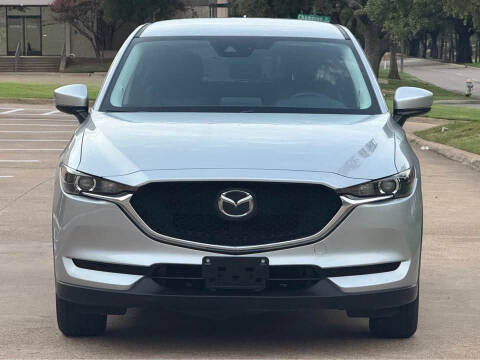 2020 Mazda CX-5 Touring FWD photo