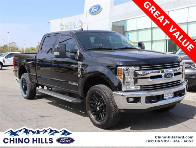 2019 Ford F-250 Super Duty LARIAT 4WD photo