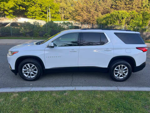 2020 Chevrolet Traverse LT Cloth AWD photo