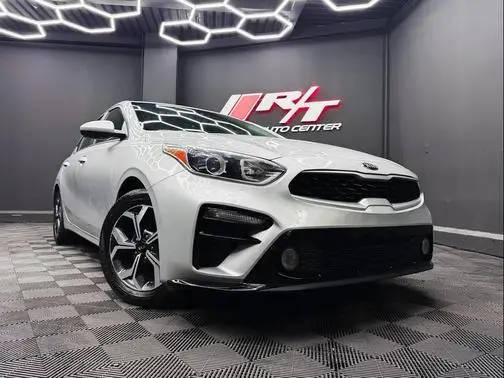 2020 Kia Forte LXS FWD photo