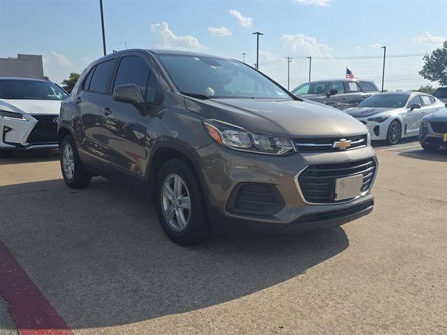 2020 Chevrolet Trax LS FWD photo