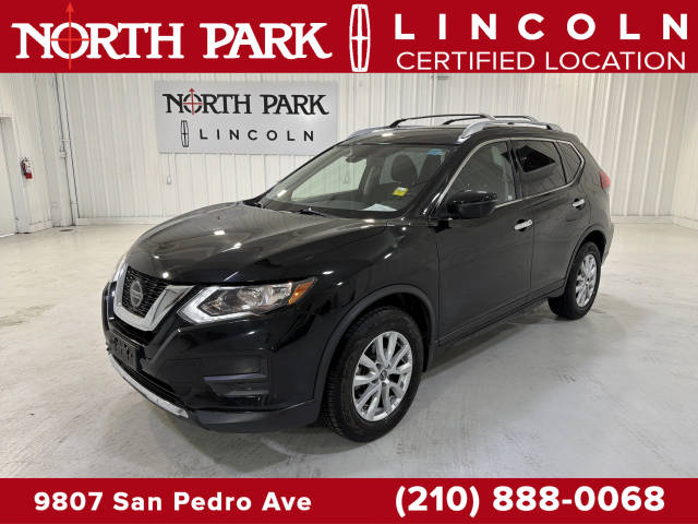 2020 Nissan Rogue SV AWD photo