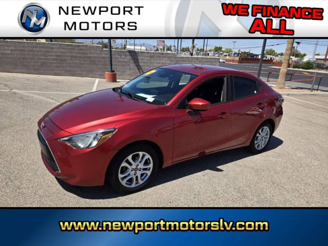 2018 Toyota Yaris FWD photo