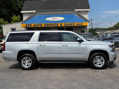 2020 Chevrolet Suburban LT 4WD photo