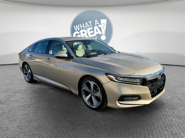 2020 Honda Accord Touring FWD photo