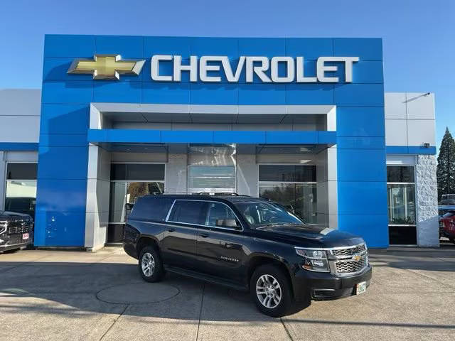 2019 Chevrolet Suburban LT 4WD photo