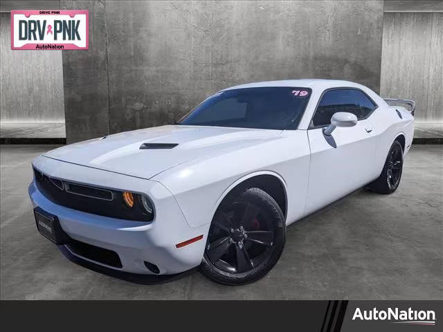 2019 Dodge Challenger SXT RWD photo