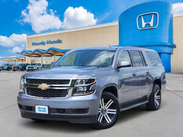 2018 Chevrolet Suburban LT RWD photo