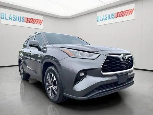 2020 Toyota Highlander XLE AWD photo