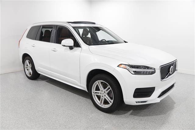 2020 Volvo XC90 Momentum AWD photo