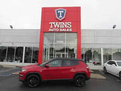 2020 Jeep Compass Altitude FWD photo